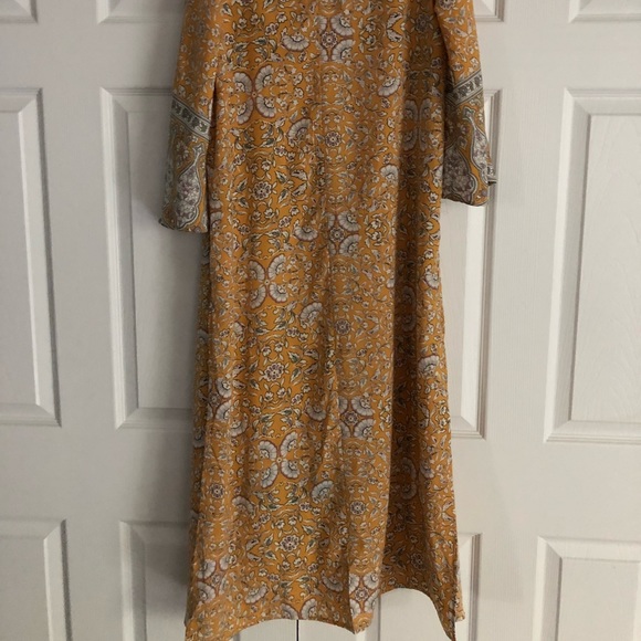 Kimono - Picture 2 of 3